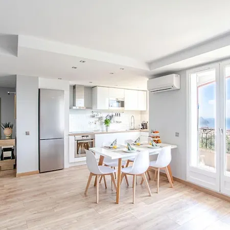 Appartement Superb With Garage And Sea And City View In - Welkeys *