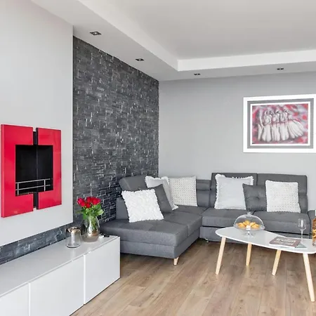 Superb With Garage And Sea And City View In - Welkeys *